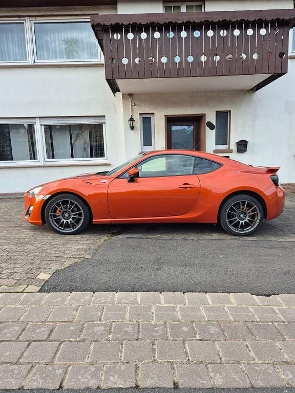 Orange Gebraucht 2012 Toyota GT86 GT Coupé | 14.500 € (Superpreis) - Bild 1/4