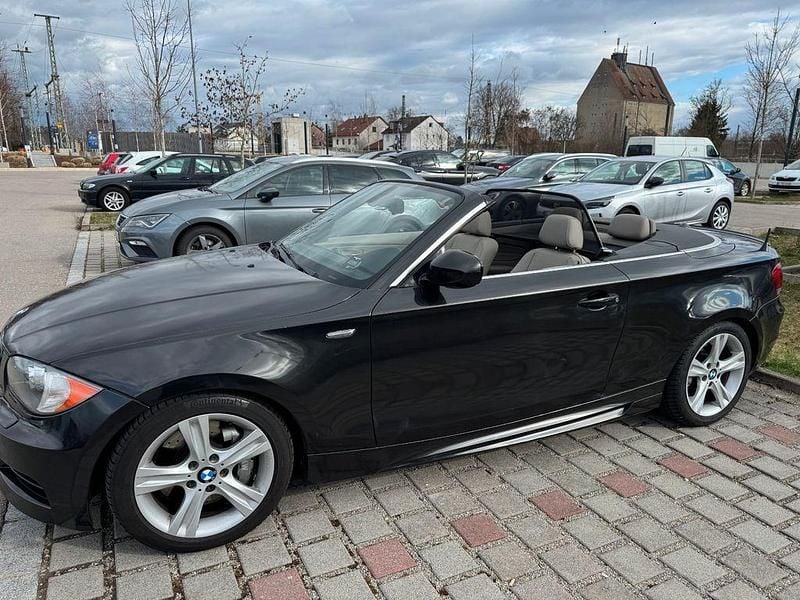 Gebraucht BMW 135 Cabriolet Performance 306 PS (225 kW) 2010 Grau Cabrio