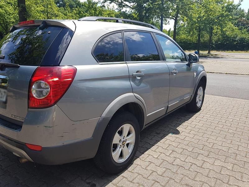 Gebraucht Chevrolet Captiva 136 PS (100 kW) 2010 SUV