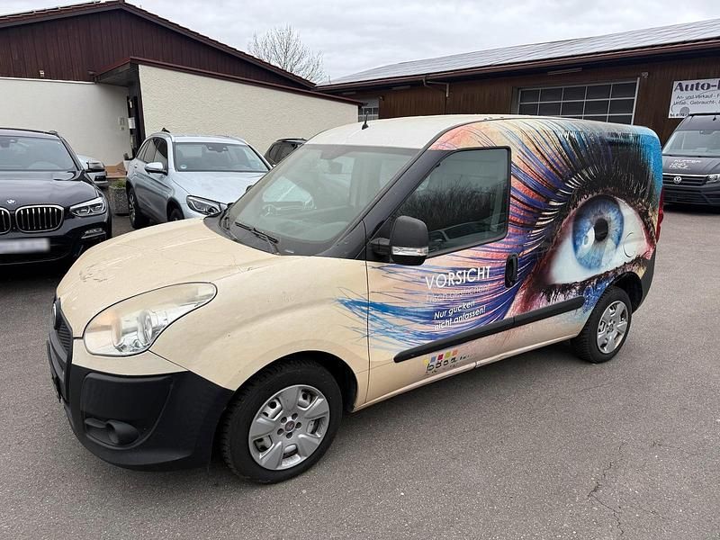 Gebraucht Fiat Doblò 90 PS (66 kW) 2013 Weiß Van / Kleinbus