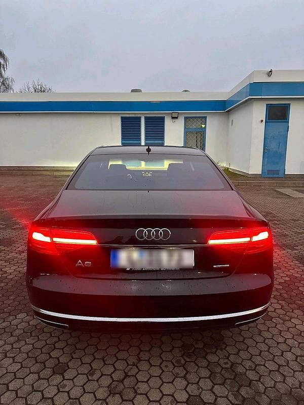 Second-hand Audi A8 262 CP (192 kW) 2017 Negru Berlinǎ