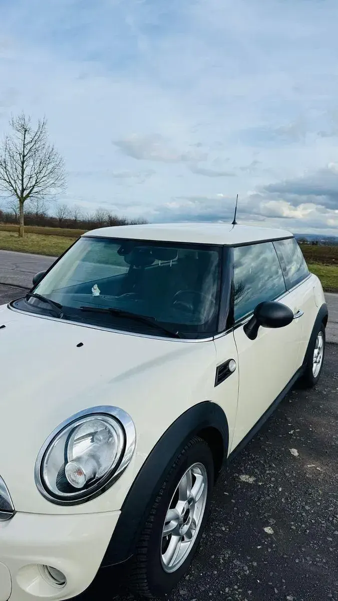 Used Mini ONE 98 HP (72 kW) 2013 White Hatchback
