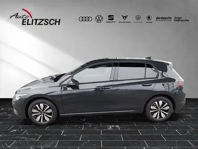 Gebraucht VW Golf VIII Move 110 PS (80 kW) 2024 Uranograu Limousine