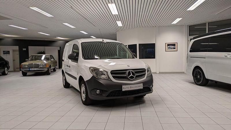 Weiß Gebraucht 2014 Mercedes Citan 108 Van / Kleinbus | 8.100 € (Fairer Preis) - Bild 1/4