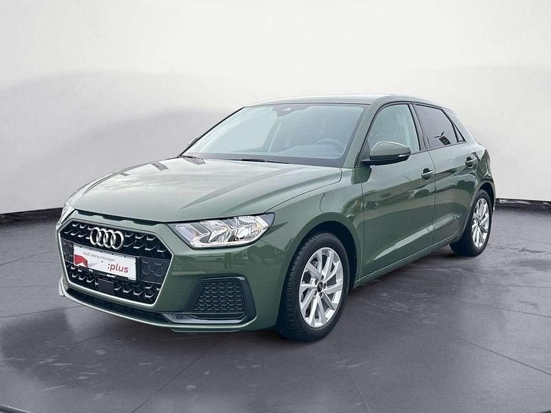 Gebraucht Audi A1 Advanced 116 PS (85 kW) 2025 Distriktgrün metallic SUV