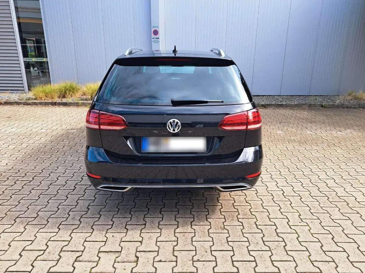 Gebraucht VW Golf VII United 150 PS (110 kW) 2020 Schwarz Kombi