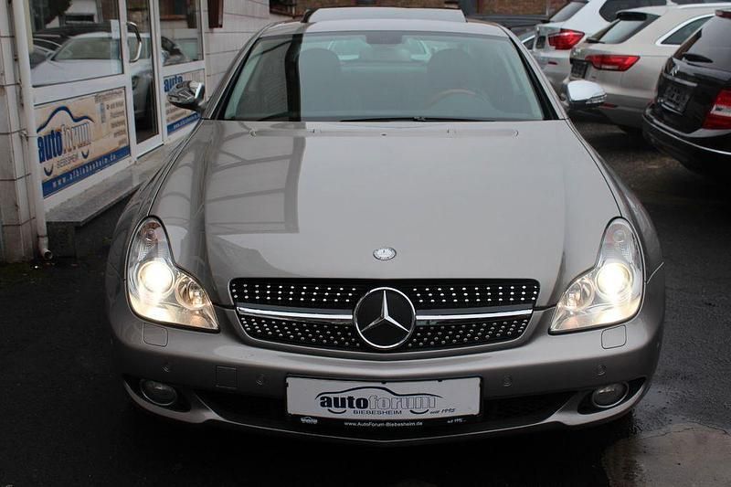 Gebraucht Mercedes CLS350 292 PS (214 kW) 2007 Silber Limousine