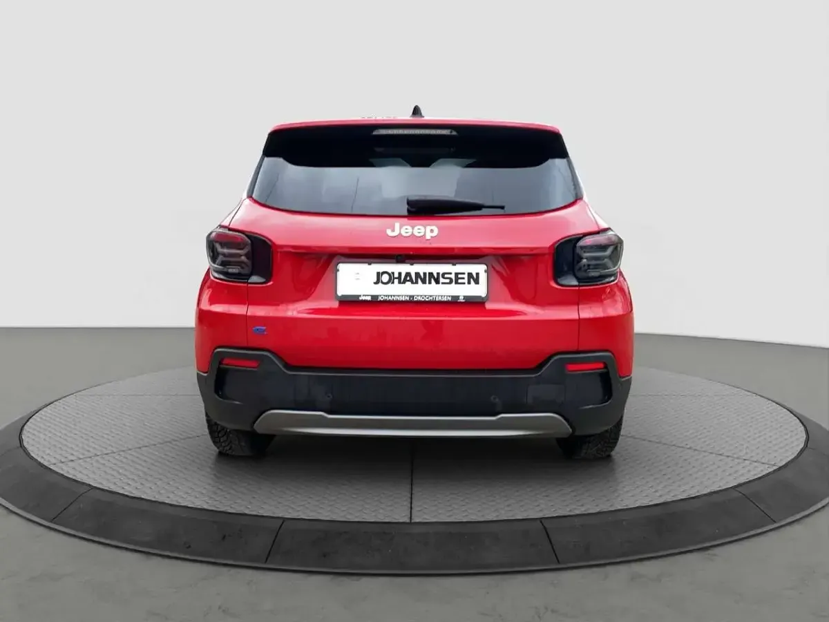 Gebraucht Jeep Avenger EV Longitude Plus 114 kW (156 PS) 2024 Rot SUV