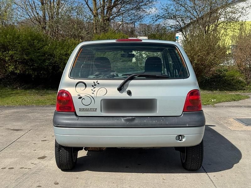 Gebraucht Renault Twingo 75 PS (55 kW) 2001 Silber Kleinwagen