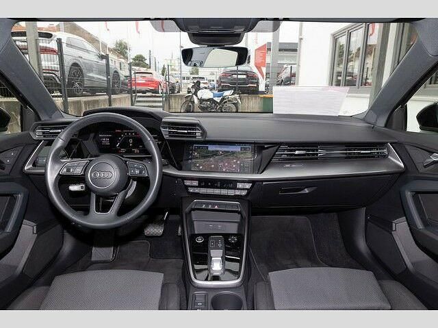 Gebraucht Audi A3 Advanced Plus 110 PS (80 kW) 2023 Schwarz Limousine