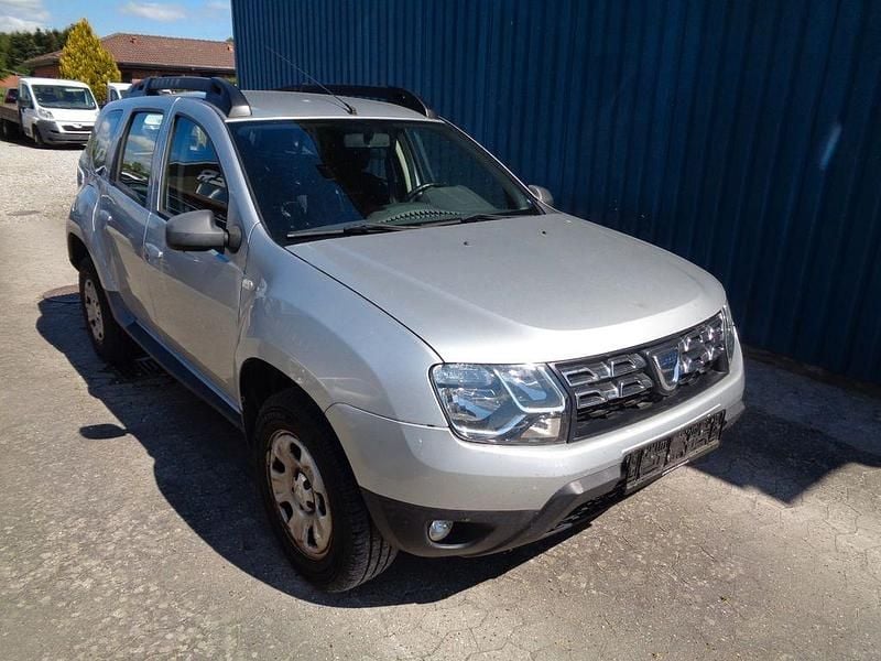 Gebraucht Dacia Duster Prestige 125 PS (91 kW) 2014 Grau SUV
