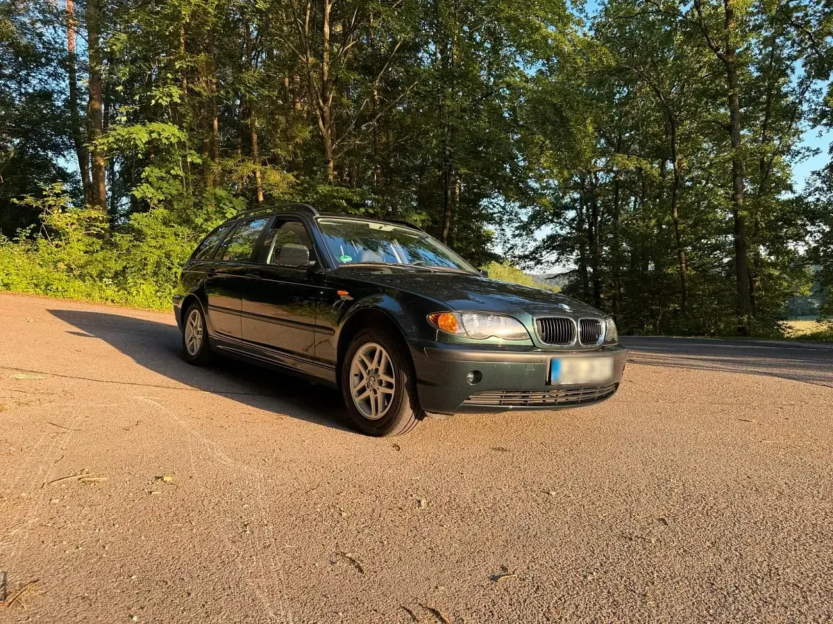 Gebraucht BMW 318 Basis 116 PS (85 kW) 2003 Grün Kombi