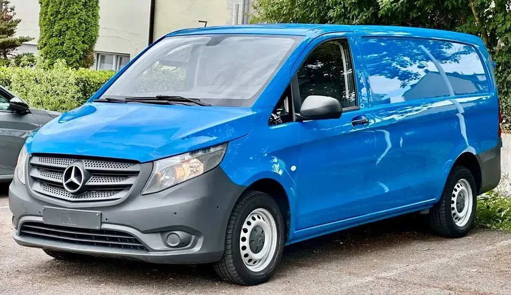 Gebraucht Mercedes Vito 136 PS (100 kW) 2016 Blau Van