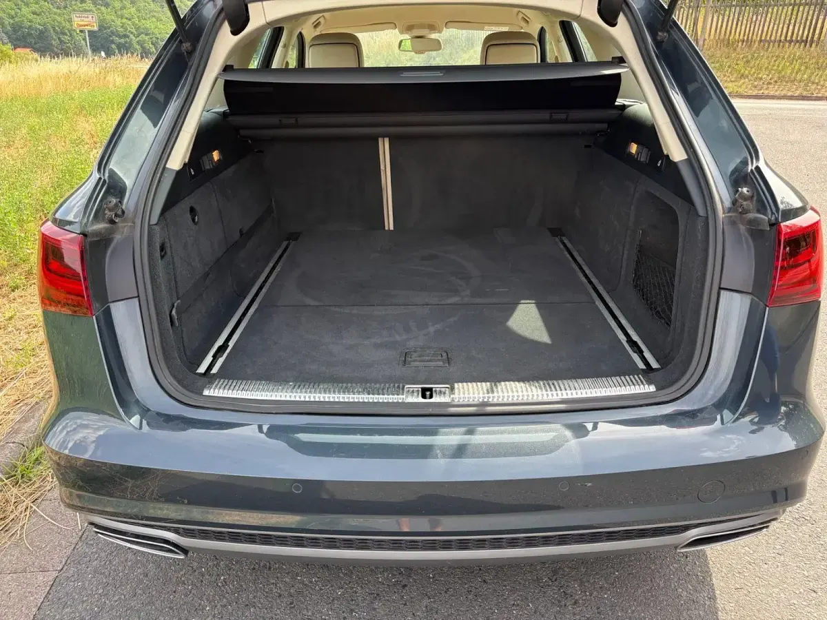 Gebraucht Audi A6 S-Line 320 PS (235 kW) 2014 Blau Kombi