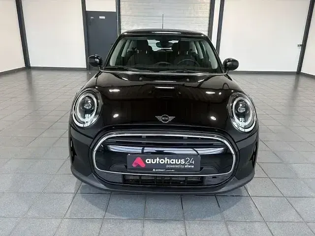 Gebraucht Mini ONE Essential 102 PS (75 kW) 2022 Schwarz Kleinwagen