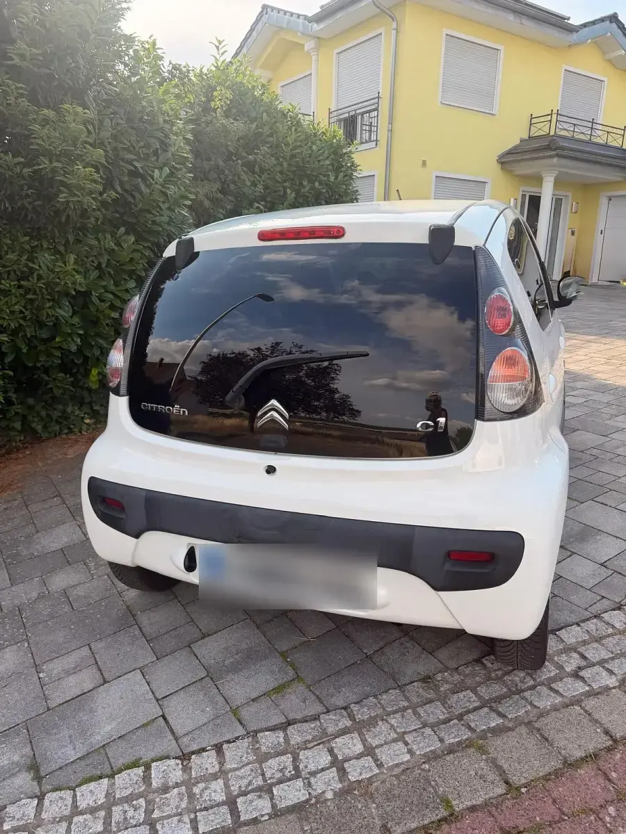 Gebraucht Citroën C1 68 PS (50 kW) 2013 Weiß Kleinwagen