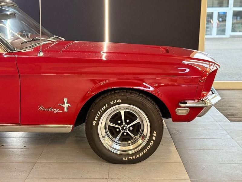 Gebraucht Ford V8 179 PS (131 kW) 1968 Rot Cabrio