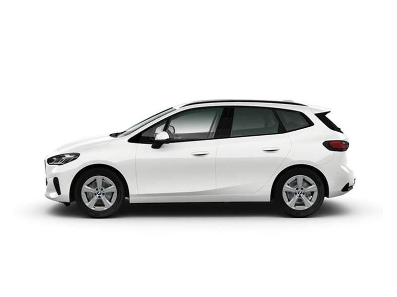 Neu BMW 218 Active Tourer Luxury Line 136 PS (100 kW) 2026 Mineralweiß metallic Van / Kleinbus