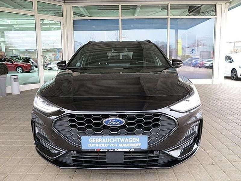 Gebraucht Ford Focus ST-Line 125 PS (91 kW) 2024 Obsidianschwarz metallic Kombi