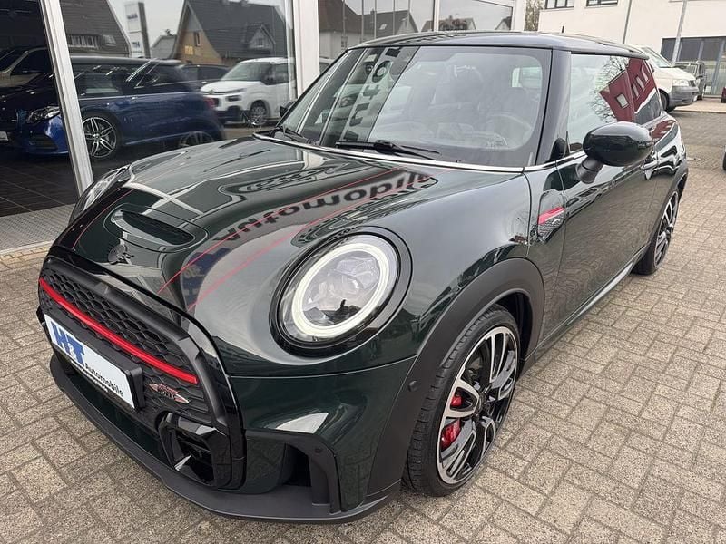 Gebraucht Mini John Cooper Works Premium Plus 231 PS (169 kW) 2024 Grün Kleinwagen