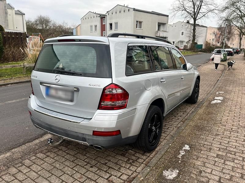 Gebraucht Mercedes GL320 224 PS (164 kW) 2007 Silber SUV