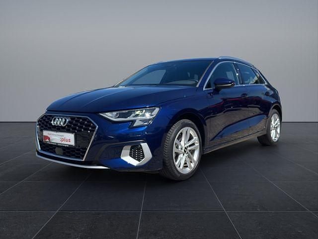 Gebraucht Audi A3 Advanced Plus 110 PS (80 kW) 2023 Navarrablau metallic Limousine
