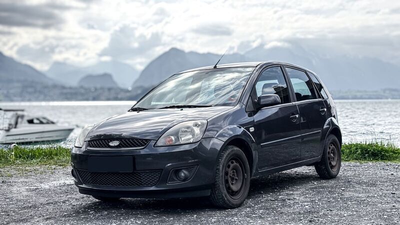 Grau Gebraucht 2008 Ford Fiesta Style Kleinwagen | 1.500 € (Guter Preis) - Bild 1/4