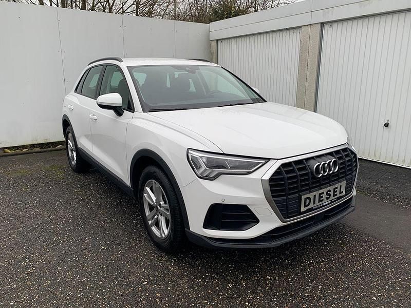 Gebraucht Audi Q3 Business 150 PS (110 kW) 2022 Ibisweiß SUV