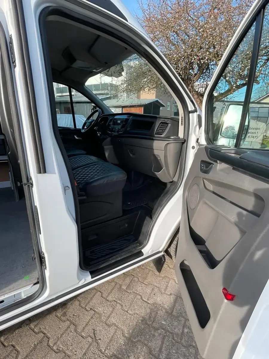 Usado Ford Transit Custom 107 HP (78 kW) 2019 Branco Monovolume