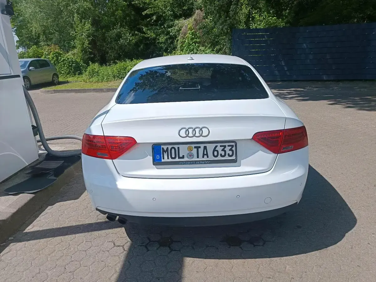 Gebraucht Audi A5 S-Line 170 PS (125 kW) 2012 Weiß Coupé