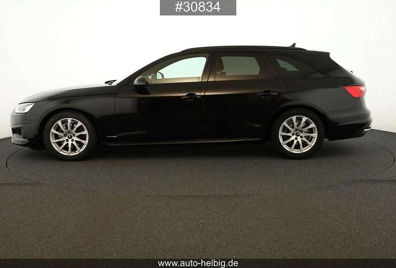 Gebraucht Audi A4 Advanced 163 PS (119 kW) 2022 Schwarz Kombi