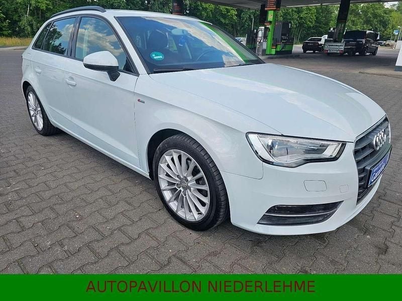 Gebraucht Audi A3 S-Line 150 PS (110 kW) 2015 Weiß Limousine