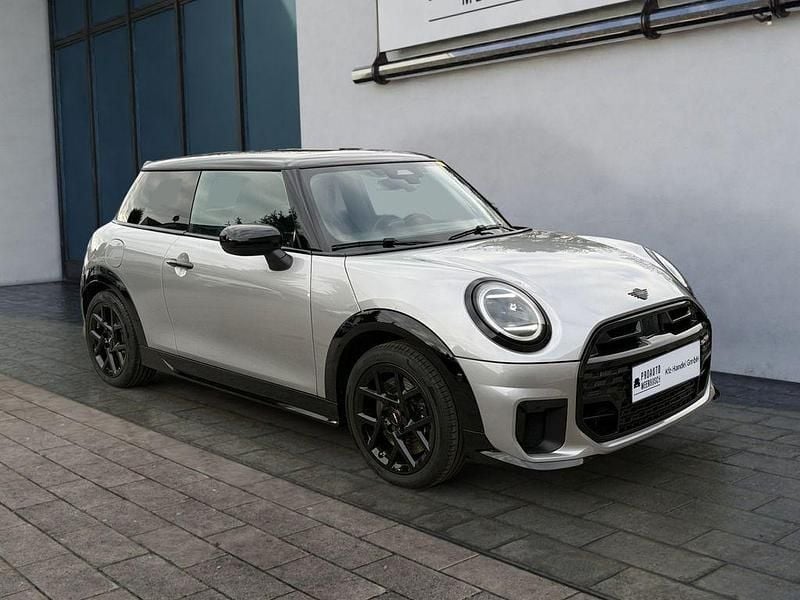 Gebraucht Mini John Cooper Works 156 PS (114 kW) 2024 Melting silver iii Kleinwagen