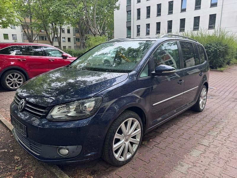 Blau Gebraucht 2011 VW Touran Highline Van / Kleinbus | 8.600 € (Fairer Preis) - Bild 1/4