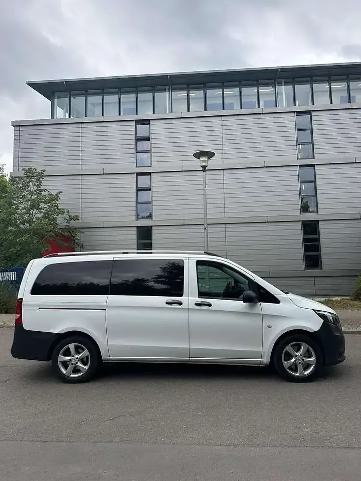 Gebraucht Mercedes Vito 190 PS (139 kW) 2017 Weiß Van