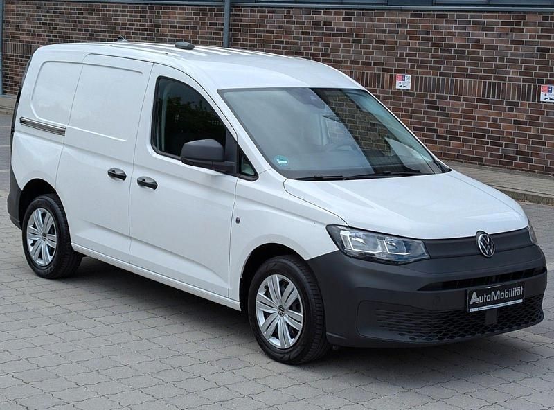 Gebraucht VW Caddy 102 PS (75 kW) 2022 Weiß Van / Kleinbus