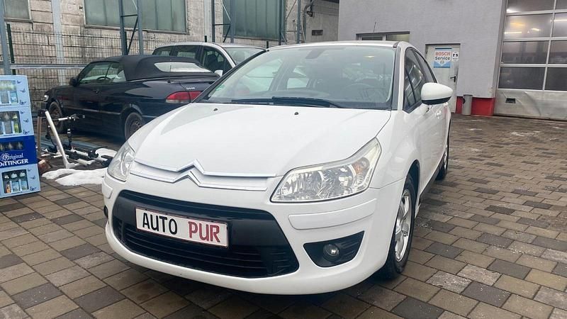 Gebraucht Citroën C4 88 PS (64 kW) 2010 Weiß Limousine