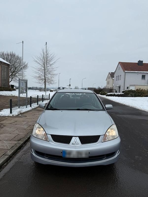 Second-hand Mitsubishi Lancer 98 CP (72 kW) 2007 Argintiu Berlinǎ