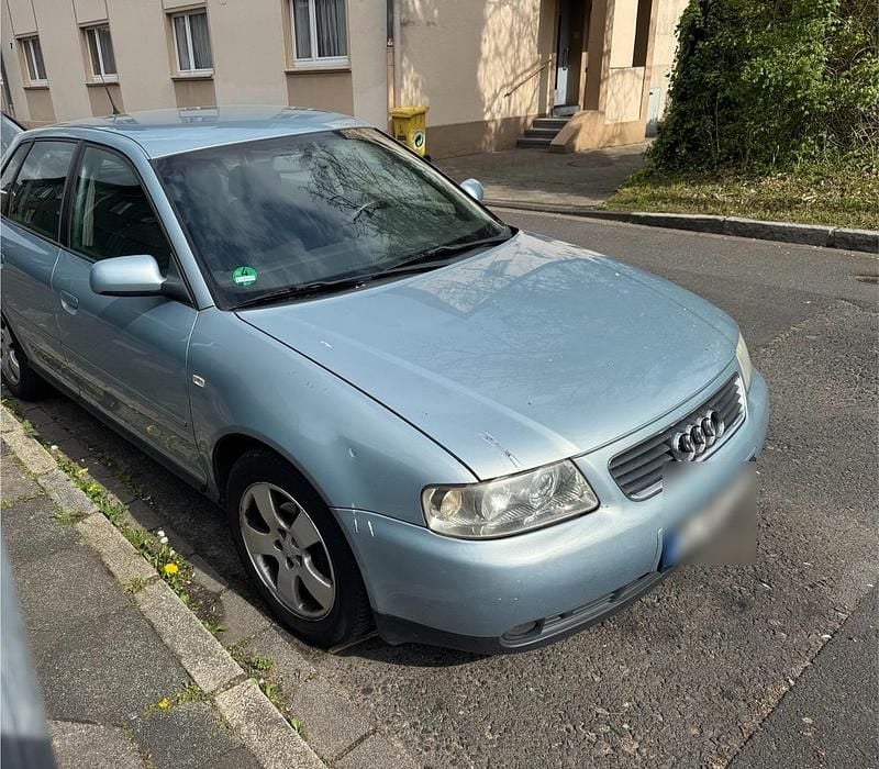 Usado Audi A3 105 HP (77 kW) 2003 Azul Citadino