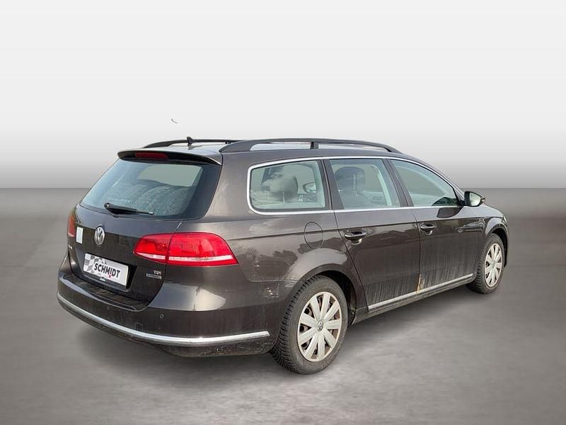 Gebraucht VW Passat Comfortline 105 PS (77 kW) 2012 Braun Kombi
