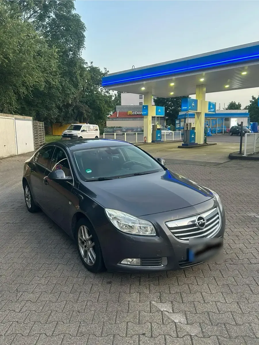 Gebraucht Opel Insignia 165 PS (121 kW) 2009 Grau Limousine