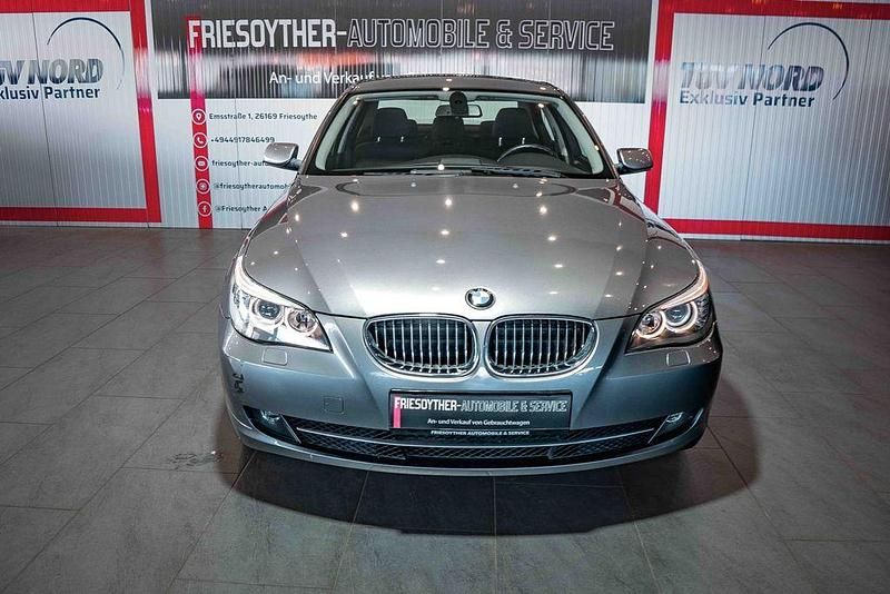 Gebraucht BMW 523 190 PS (139 kW) 2007 Grau Limousine