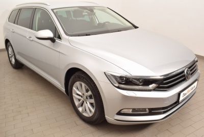 Gebraucht VW Passat Comfortline 150 PS (110 kW) 2018 Silber metallic Kombi