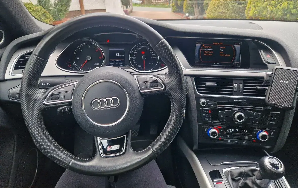 Używany Audi A4 Ambition 177 KM (130 kW) 2013 Czarny Kombi