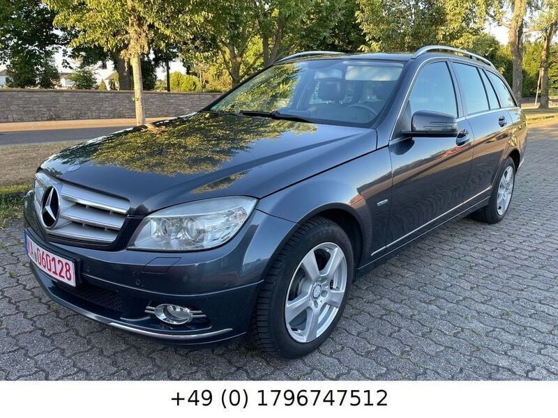 Grau Gebraucht 2010 Mercedes C220 Limousine | 5.000 € (Etwas zu teuer) - Bild 1/4
