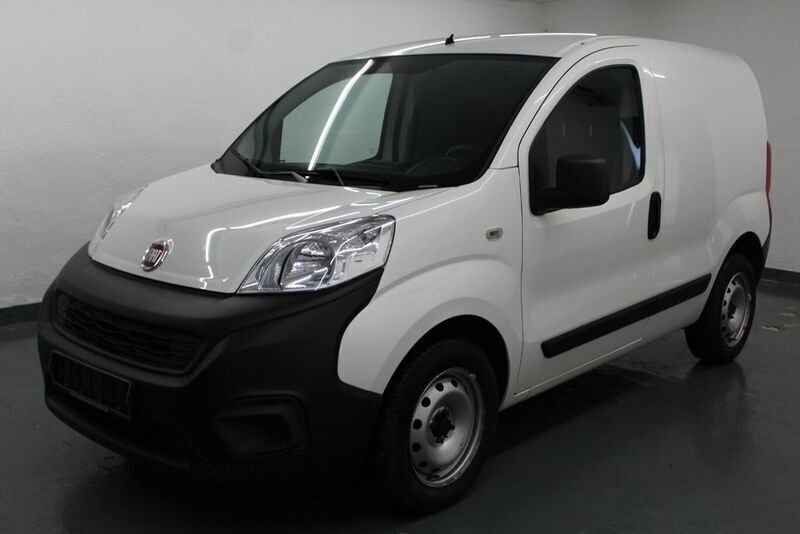 Weiß Gebraucht 2021 Fiat Fiorino Van / Kleinbus | 9.399 € (Fairer Preis) - Bild 1/4