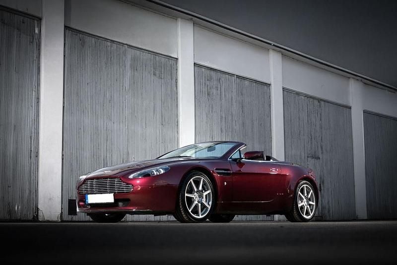 Gebraucht Aston Martin V8 Vantage 385 PS (283 kW) 2008 Rot Cabrio