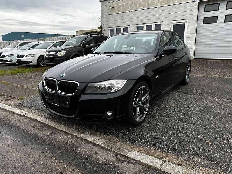 Schwarz Gebraucht 2012 BMW 316 Limousine | 5.000 € (Superpreis) - Bild 1/4