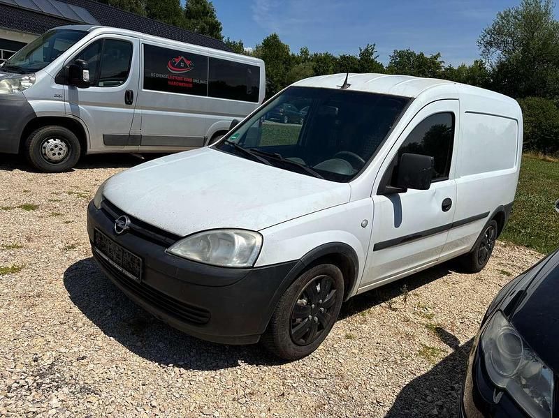 Gebraucht Opel Combo 90 PS (66 kW) 2008 Weiß Van / Kleinbus