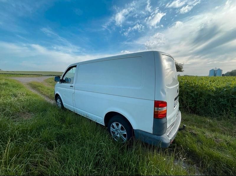 Gebraucht VW T5 102 PS (75 kW) 2008 Weiß Van